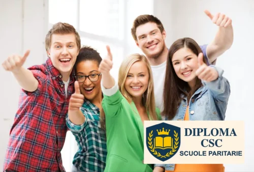 Studenti felici che hanno completato recupero anni scolastici e ottenuto diploma con Diploma CSC