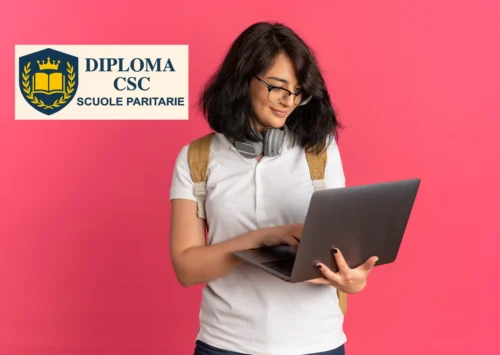Studentessa con laptop segue corsi online per recupero anni scolastici a Grosseto con Diploma CSC